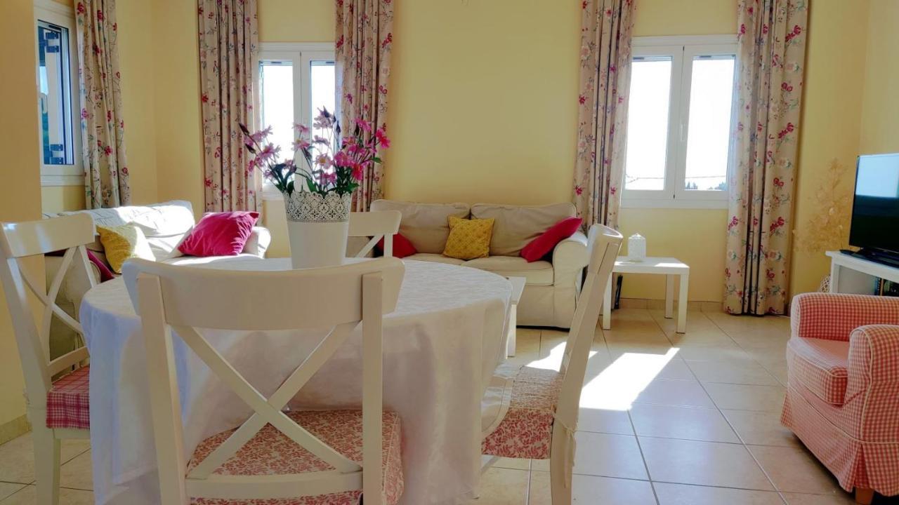 Gimari Nikolas House מראה חיצוני תמונה